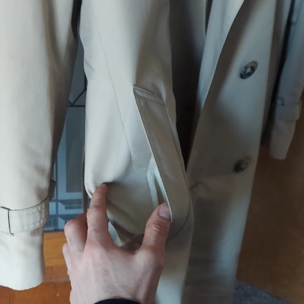 Trenchcoat Raincoat - Picture 10 of 14